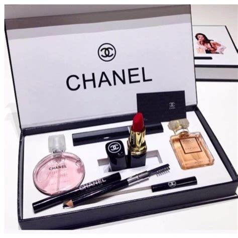 chanel gift set lipstick